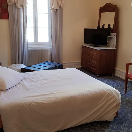 ベッド・アンド・ブレックファスト Le Relais Du Gensbourg *